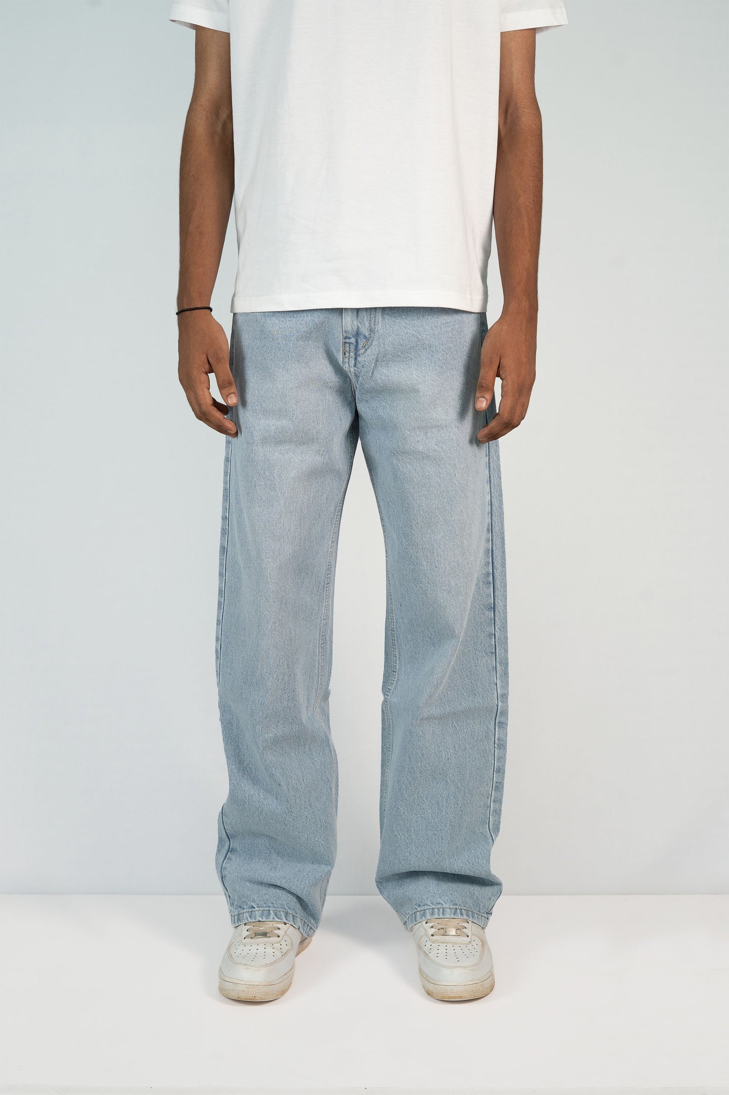 STRAIGHT FIT JEANS-LIGHT BLUE