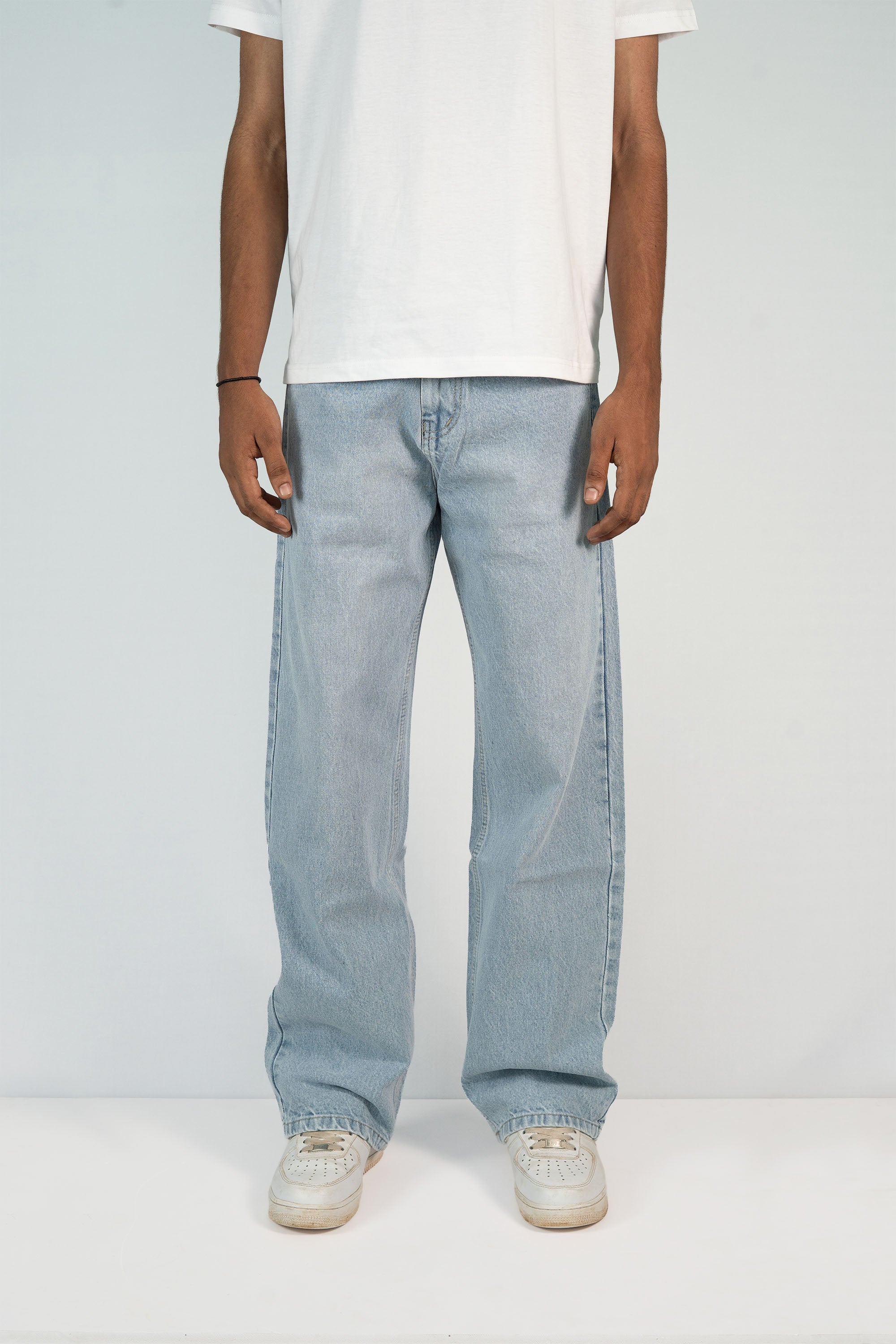 STRAIGHT FIT JEANS-LIGHT BLUE